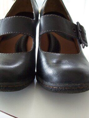 Great Northwest Black Leather Mary Janes Size 8M Look New, No Dents